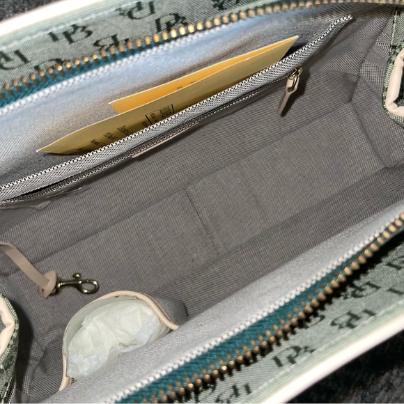 New Dooney & Bourke Signature Monogram Logo Buckle Satchel- Green - Picture 12 of 12